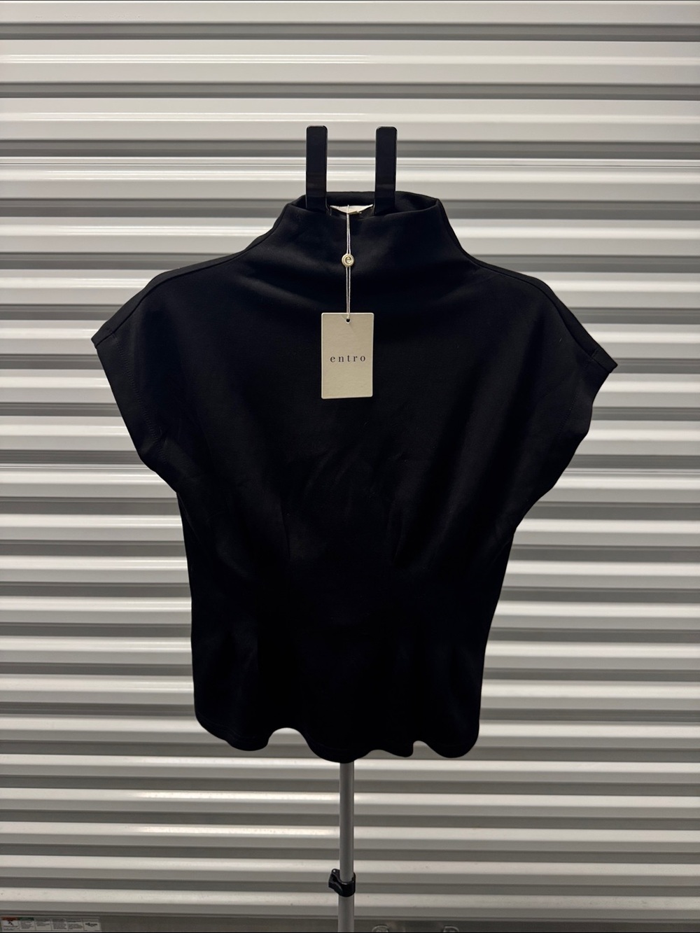 entro Black Mock Neck Cap Sleeve Tank